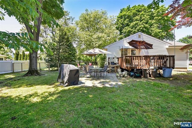 559 Herrmann Avenue, River Vale, NJ 07675
