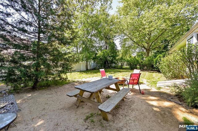 559 Herrmann Avenue, River Vale, NJ 07675