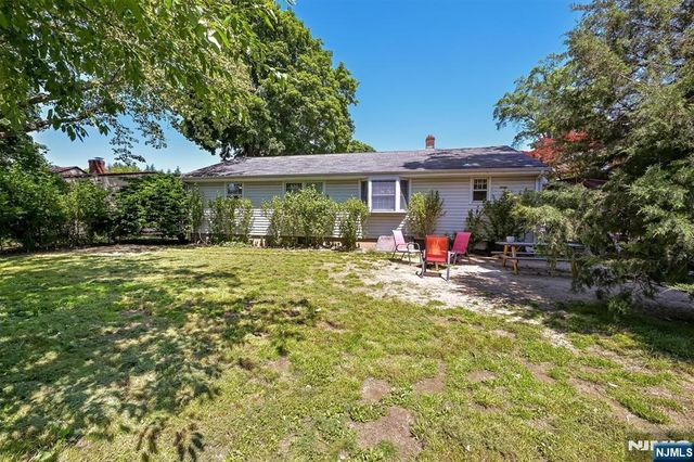 559 Herrmann Avenue, River Vale, NJ 07675