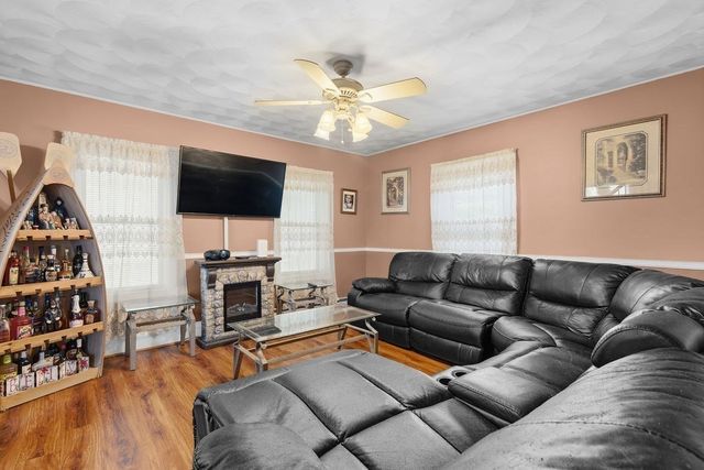 104 Fisher St, North Attleboro, MA 02760