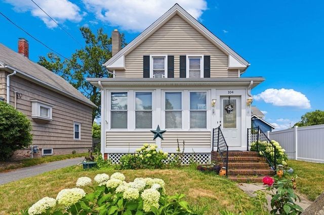 104 Fisher St, North Attleboro, MA 02760