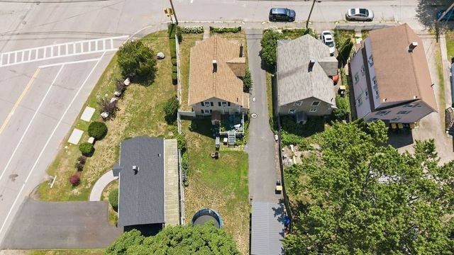 104 Fisher St, North Attleboro, MA 02760