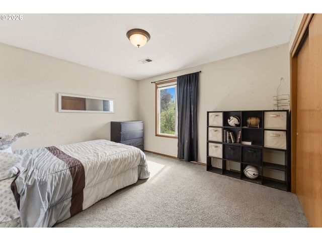 2547 Ne BEECH Ave, Gresham, OR 97030