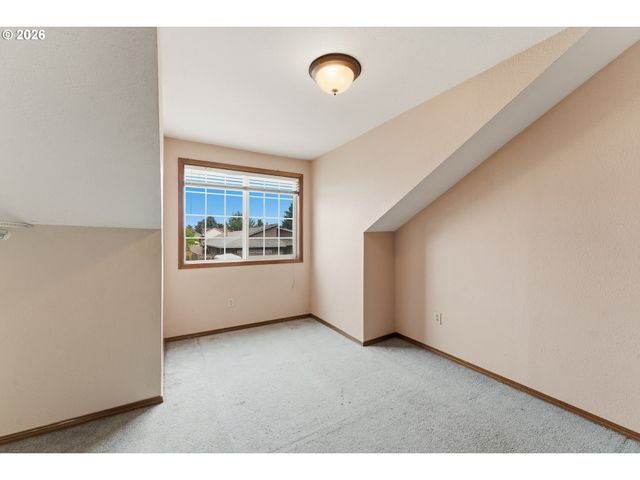 2547 Ne BEECH Ave, Gresham, OR 97030