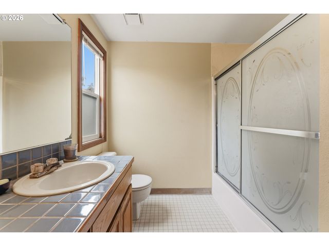 2547 Ne BEECH Ave, Gresham, OR 97030