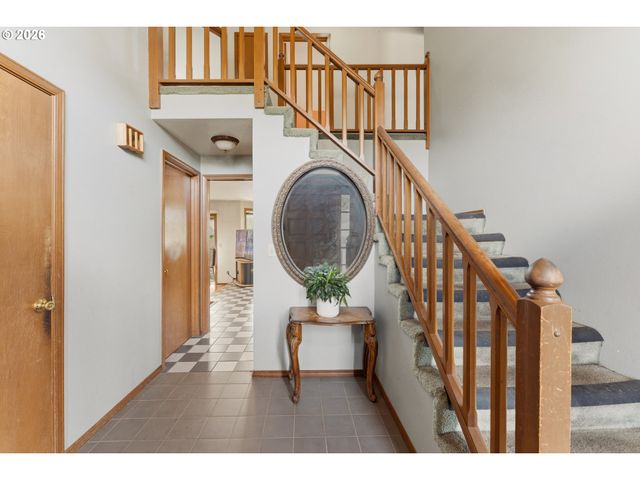 2547 Ne BEECH Ave, Gresham, OR 97030