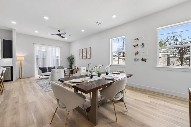 957 Highland Light Lane, Houston, TX 77091