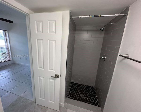 4805 NW 7th Street 10915, Miami, FL 33126
