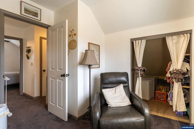 2371 Laura Vista Dr NW, Albany, OR 97321