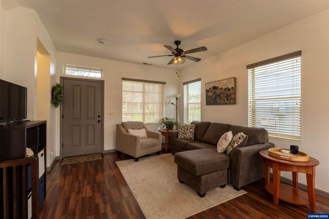 2371 Laura Vista Dr NW, Albany, OR 97321