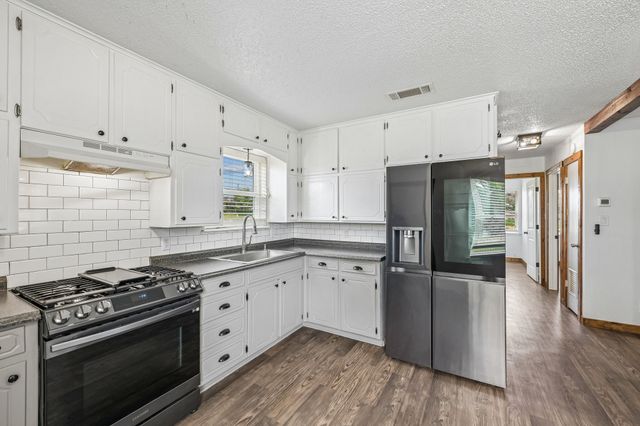 2762 W Highway 199, Springtown, TX 76082