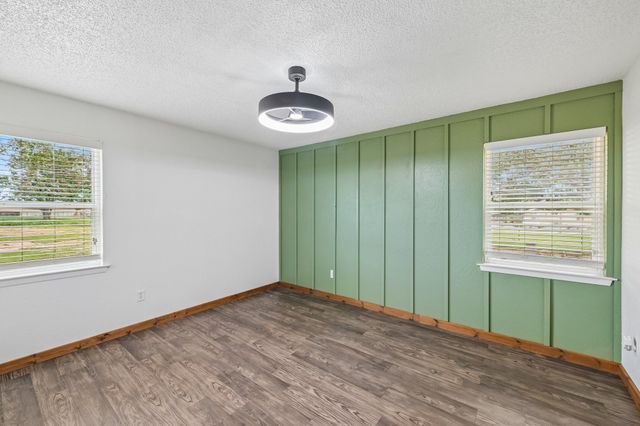 2762 W Highway 199, Springtown, TX 76082