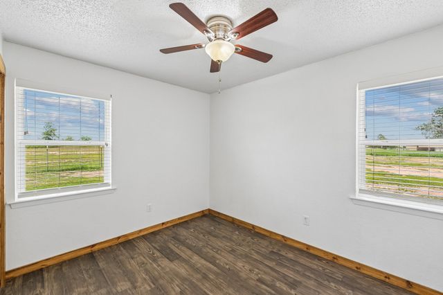 2762 W Highway 199, Springtown, TX 76082
