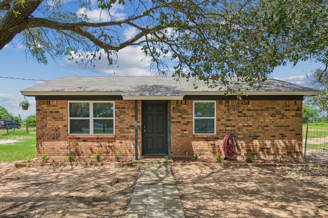 2762 W Highway 199, Springtown, TX 76082