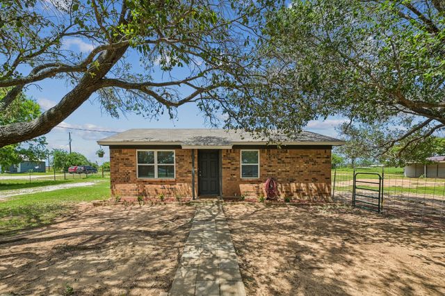2762 W Highway 199, Springtown, TX 76082