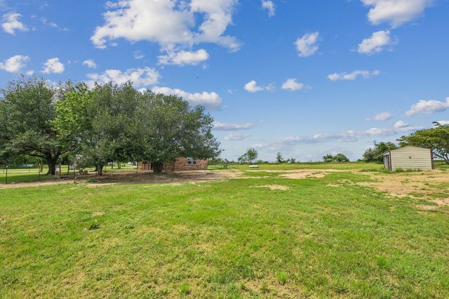 2762 W Highway 199, Springtown, TX 76082