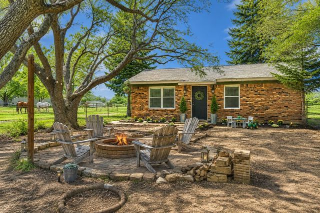 2762 W Highway 199, Springtown, TX 76082