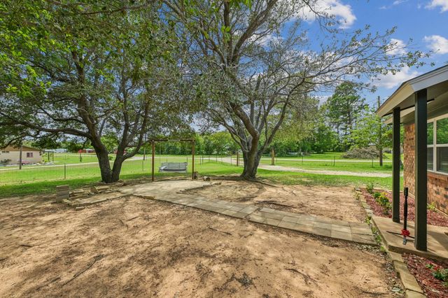 2762 W Highway 199, Springtown, TX 76082