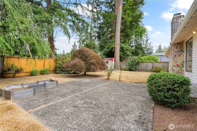 3216 171st Avenue NE, Bellevue, WA 98008
