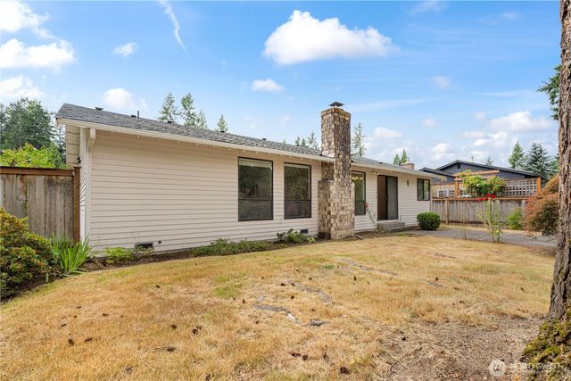 3216 171st Avenue NE, Bellevue, WA 98008