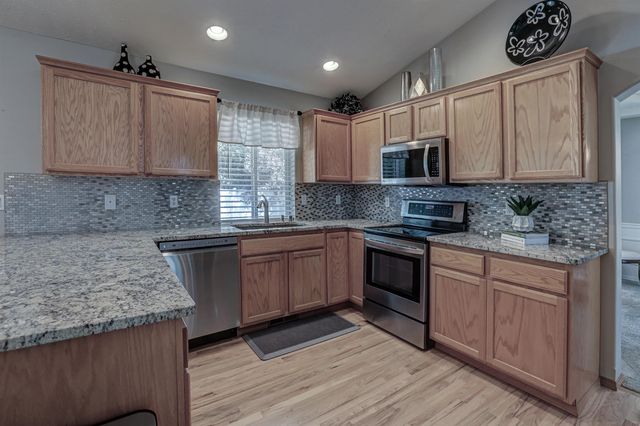 1621 S Rotchford Dr, Veradale, WA 99037