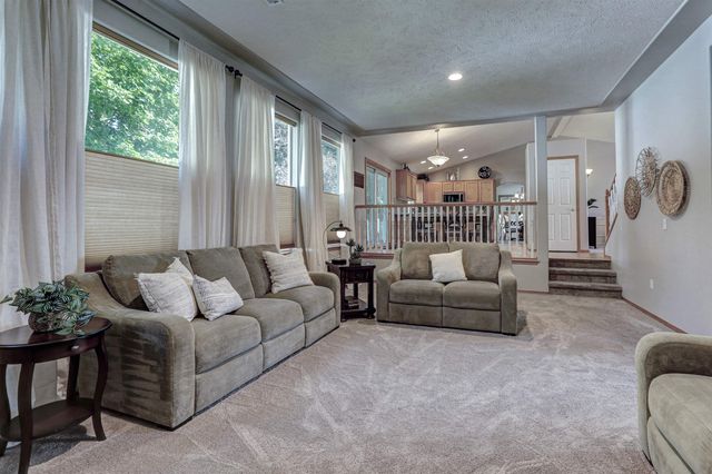 1621 S Rotchford Dr, Veradale, WA 99037