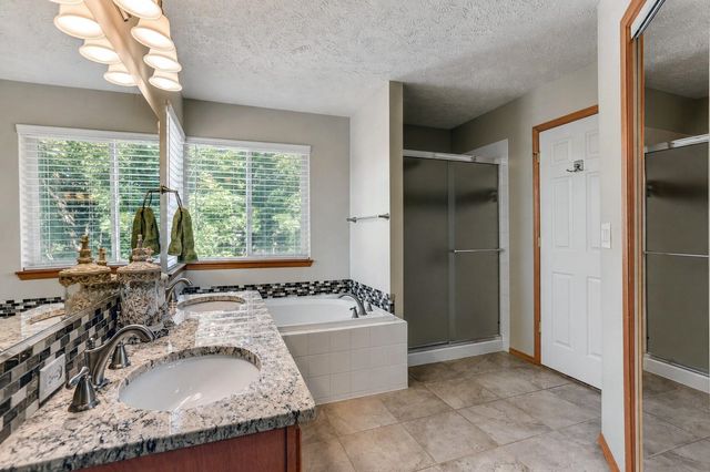 1621 S Rotchford Dr, Veradale, WA 99037