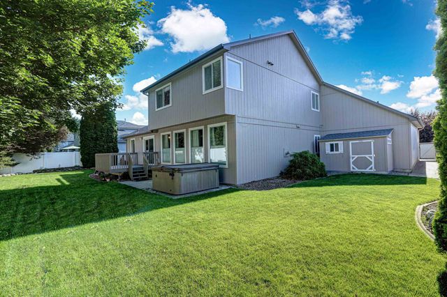 1621 S Rotchford Dr, Veradale, WA 99037
