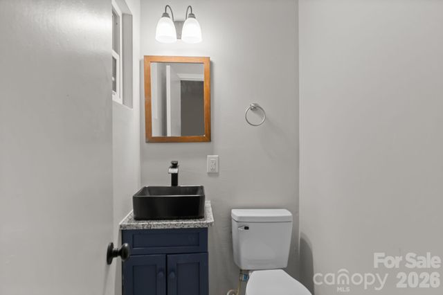 5300 Hickory Lane, Charlotte, NC 28216