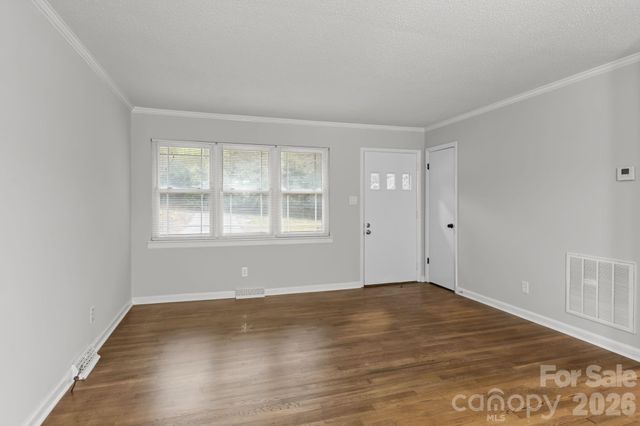 5300 Hickory Lane, Charlotte, NC 28216