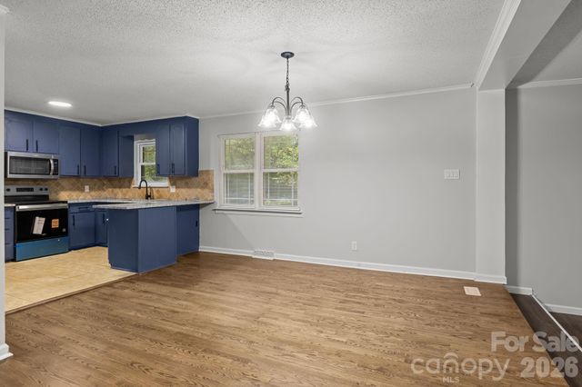 5300 Hickory Lane, Charlotte, NC 28216