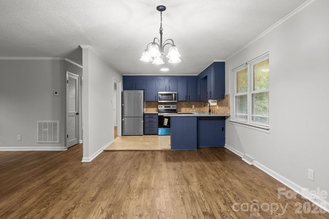 5300 Hickory Lane, Charlotte, NC 28216