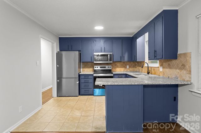 5300 Hickory Lane, Charlotte, NC 28216