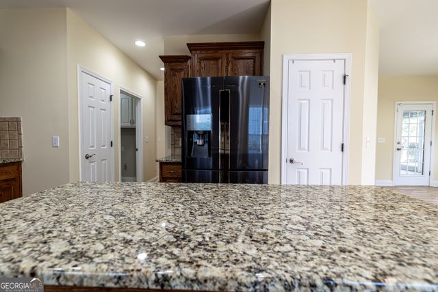 239 Blue Creek Lane, Loganville, GA 30052