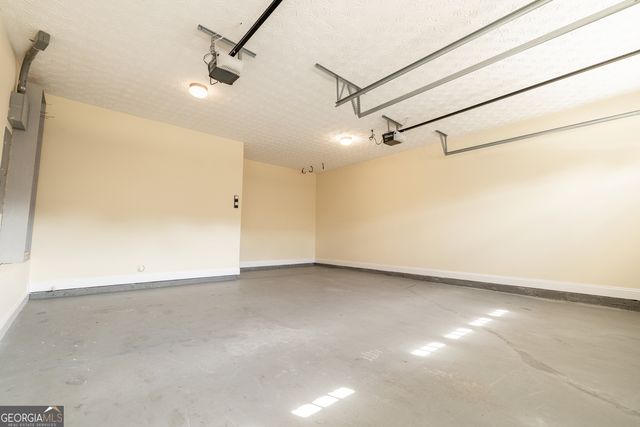 239 Blue Creek Lane, Loganville, GA 30052