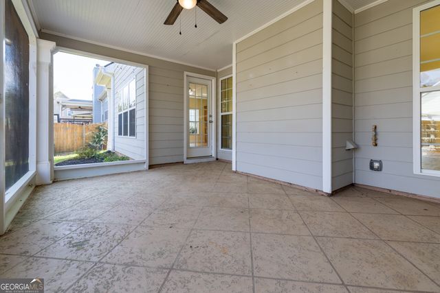 239 Blue Creek Lane, Loganville, GA 30052