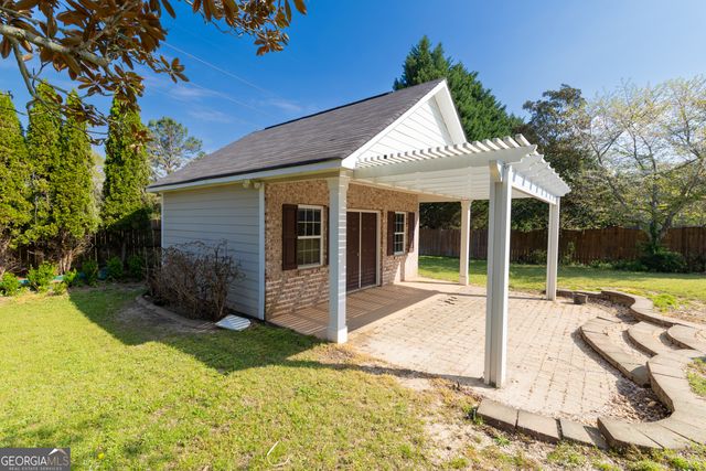 239 Blue Creek Lane, Loganville, GA 30052