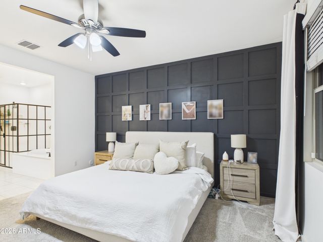 36810 N CAMARILLO Drive, San Tan Valley, AZ 85140