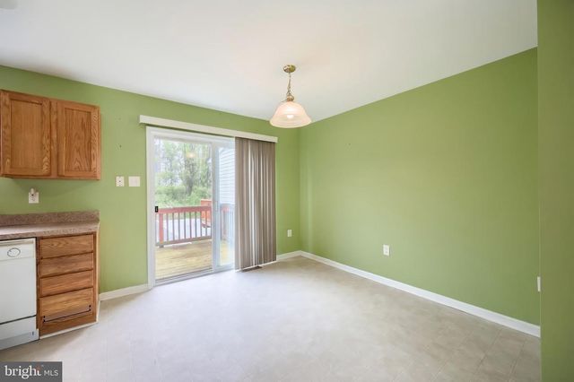 264 COUNTRY RIDGE DR, Red Lion, PA 17356