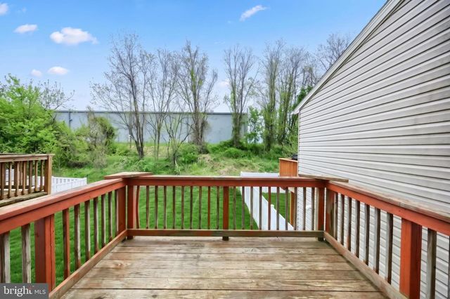 264 COUNTRY RIDGE DR, Red Lion, PA 17356
