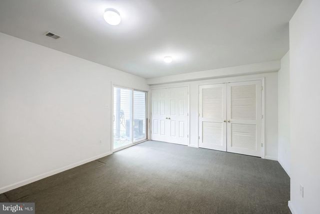 264 COUNTRY RIDGE DR, Red Lion, PA 17356