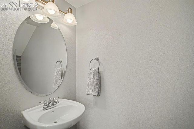 2143 Shady Aspen Drive, Colorado Springs, CO 80921