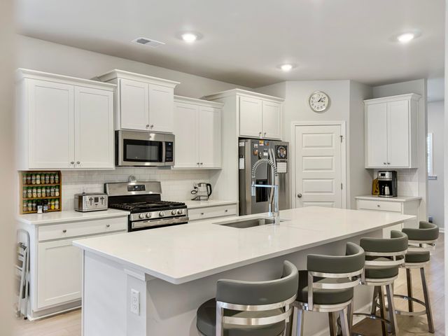 1027 Sagegrass Street, Summerville, SC 29485