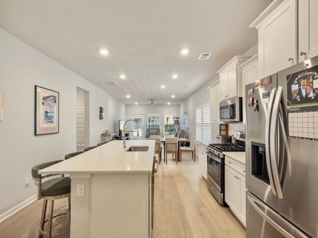 1027 Sagegrass Street, Summerville, SC 29485