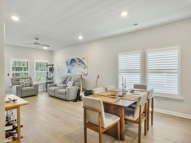 1027 Sagegrass Street, Summerville, SC 29485