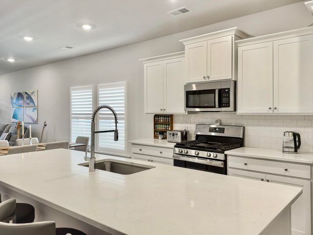 1027 Sagegrass Street, Summerville, SC 29485