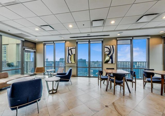 2 E Erie Street 2806, Chicago, IL 60611