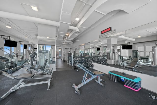 2 E Erie Street 2806, Chicago, IL 60611