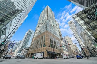 2 E Erie Street 2806, Chicago, IL 60611