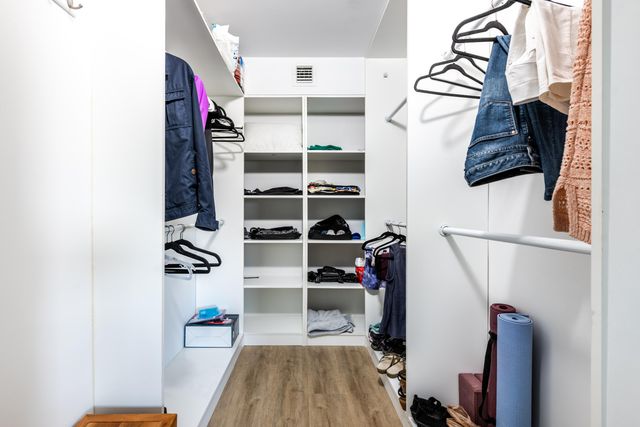 6096 Huntwick Terrace 303, Delray Beach, FL 33484